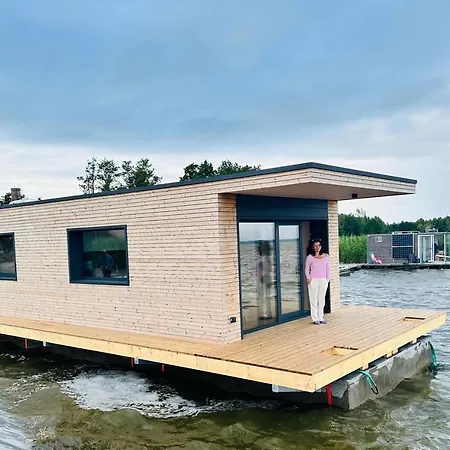 شقة Dom Na Wodzie Cyranka Dabkowice