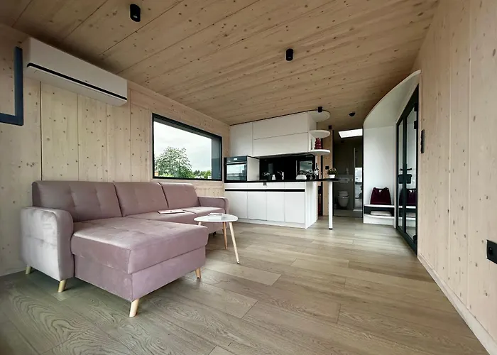 Dom Na Wodzie Cyranka Dąbkowice Apartament *